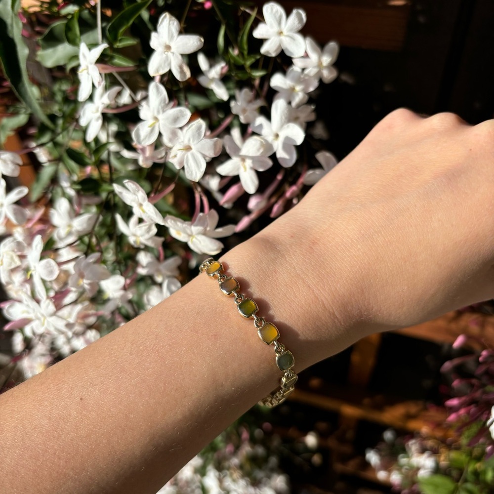 ✨ VINTAGE GOLD CHARM BRACELET ✨